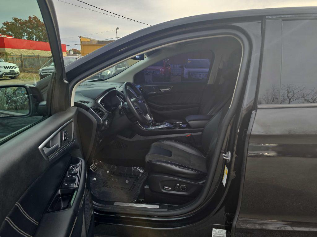 used 2015 Ford Edge car, priced at $15,999