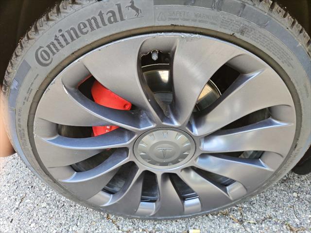 used 2021 Tesla Model Y car, priced at $33,999