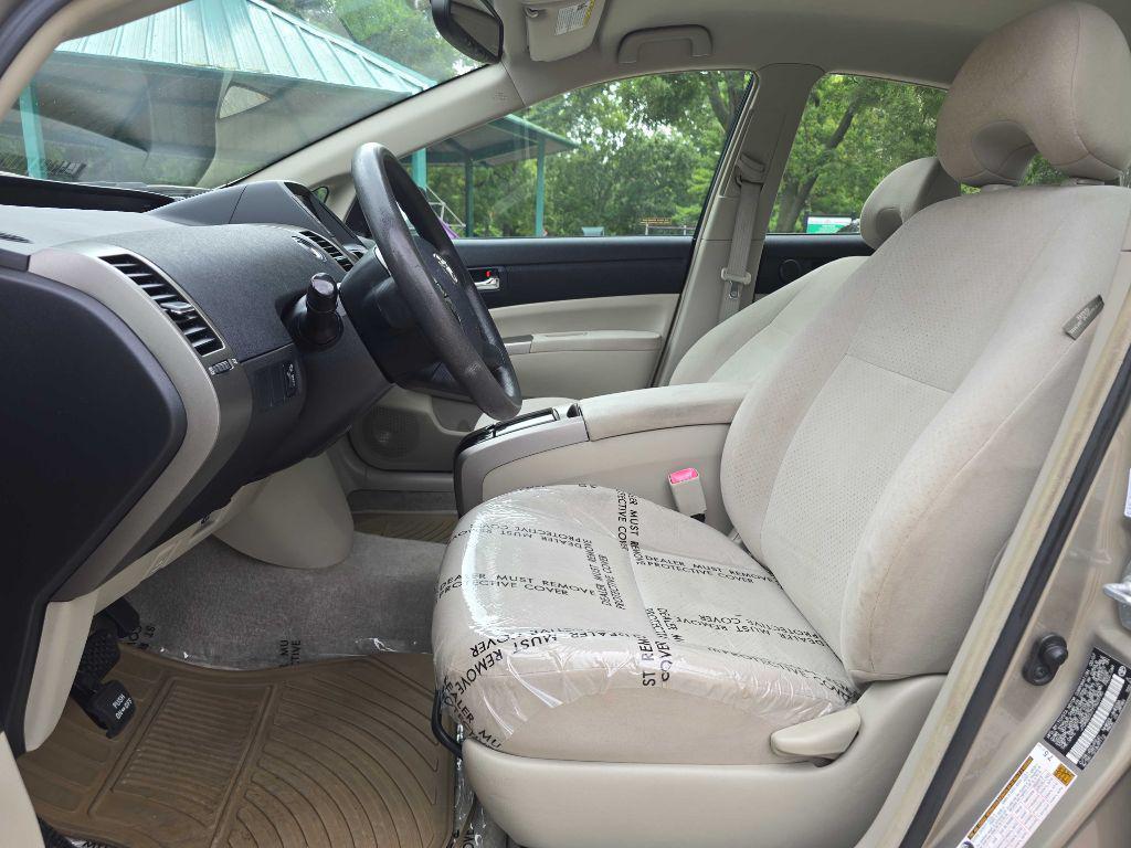 used 2007 Toyota Prius car, priced at $9,999