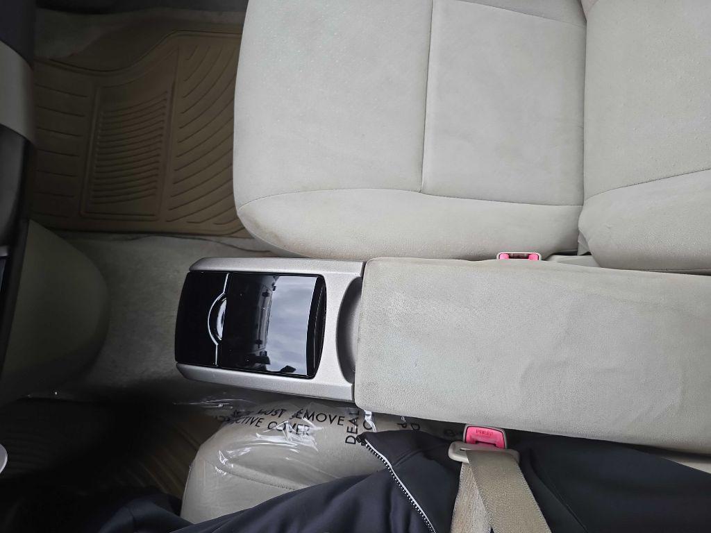 used 2007 Toyota Prius car, priced at $9,999