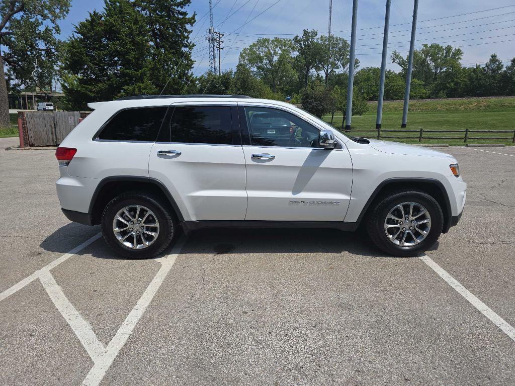 used 2015 Jeep Grand Cherokee car, priced at $15,999