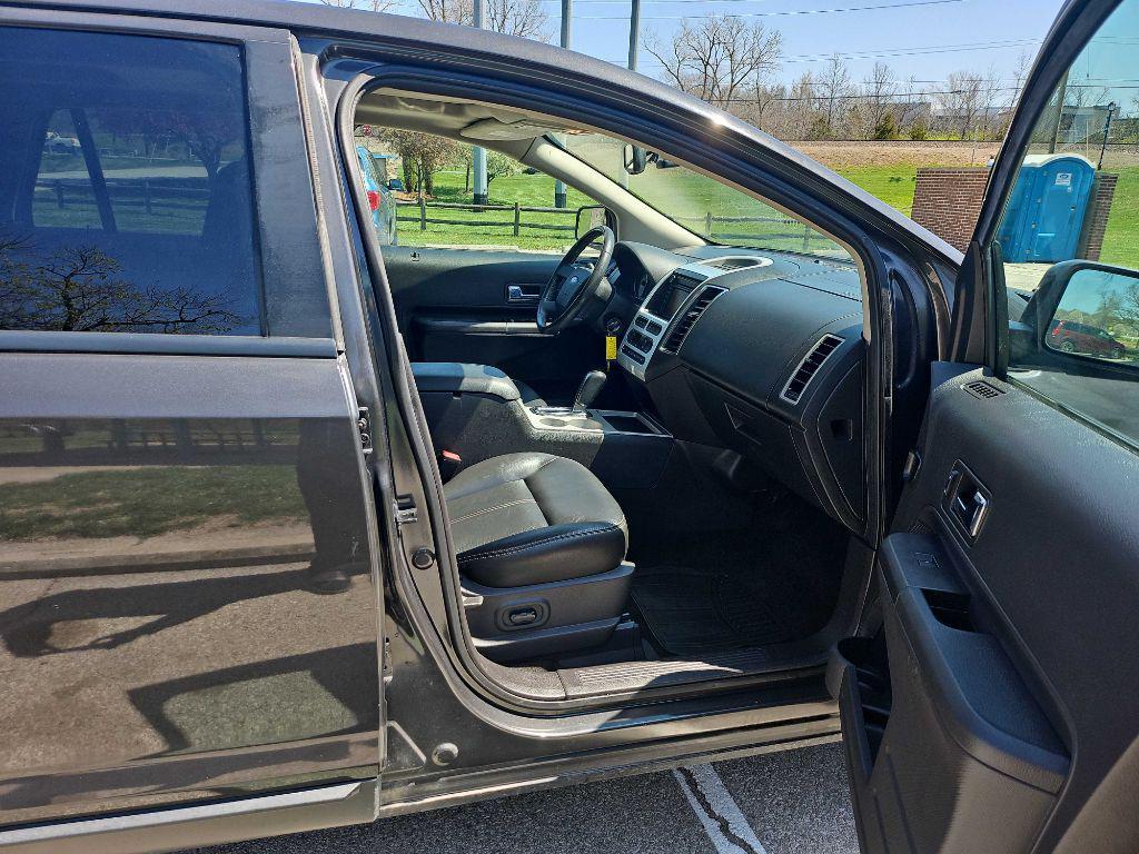 used 2007 Ford Edge car, priced at $8,999