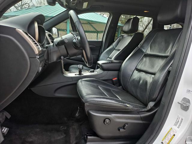 used 2015 Jeep Grand Cherokee car, priced at $17,999