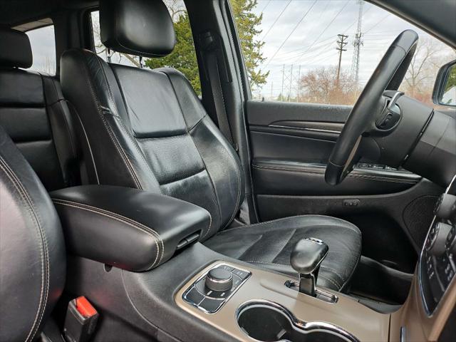 used 2015 Jeep Grand Cherokee car, priced at $17,999
