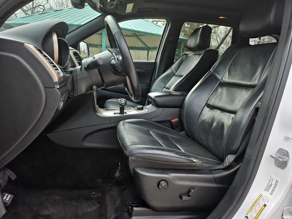 used 2015 Jeep Grand Cherokee car, priced at $14,499