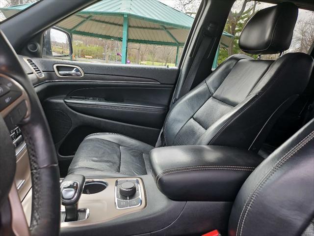 used 2015 Jeep Grand Cherokee car, priced at $17,999