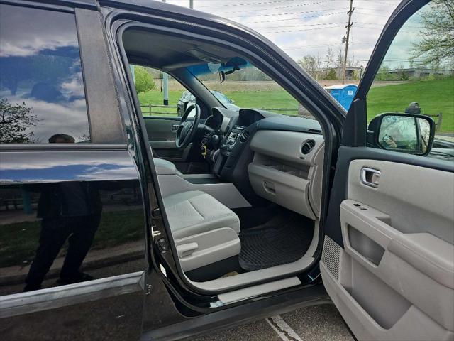 used 2014 Honda Pilot car, priced at $12,999