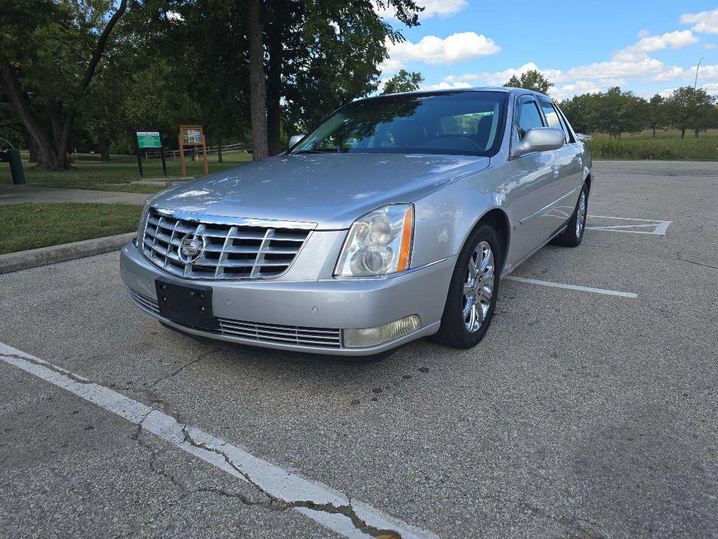 used 2009 Cadillac DTS car, priced at $10,950
