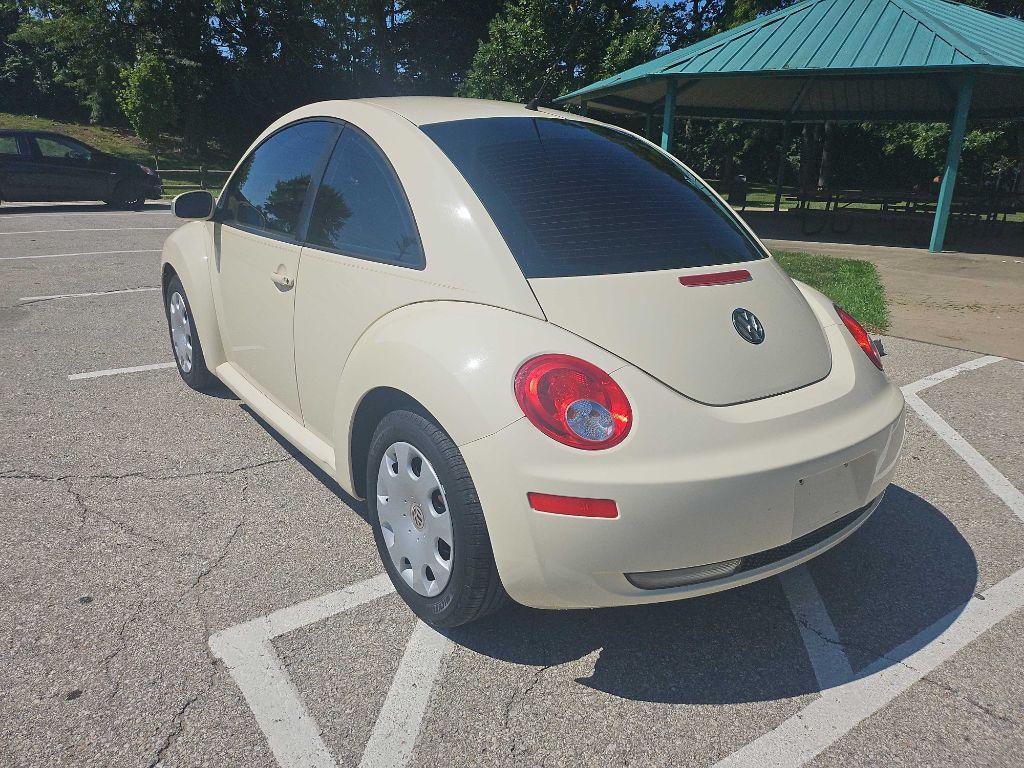 used 2007 Volkswagen New Beetle car, priced at $9,799