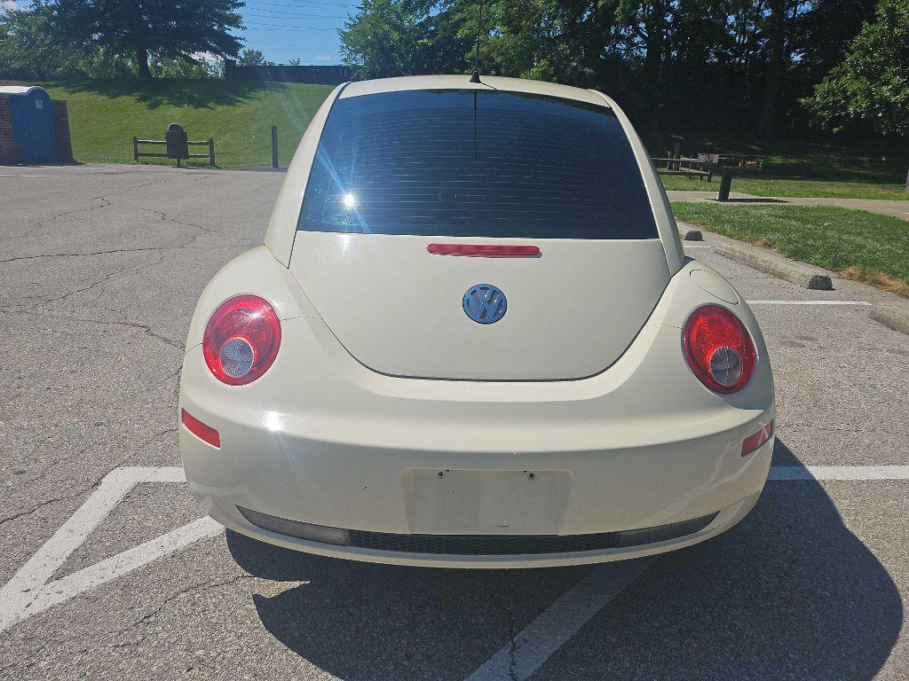 used 2007 Volkswagen New Beetle car, priced at $9,799