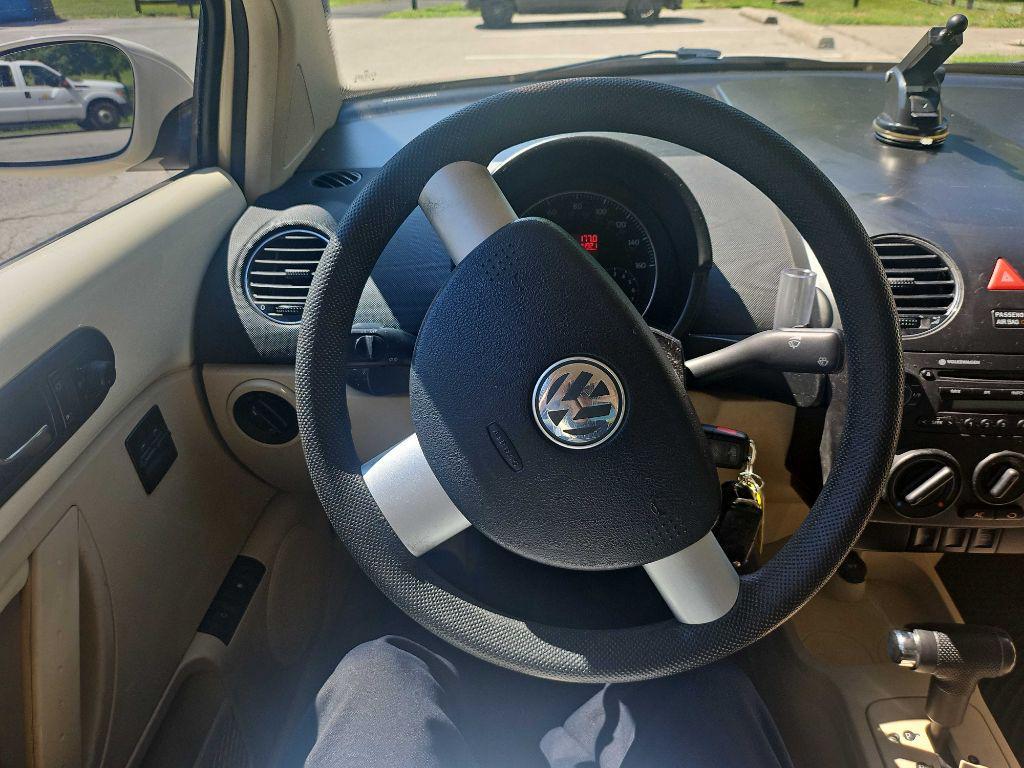 used 2007 Volkswagen New Beetle car, priced at $9,799