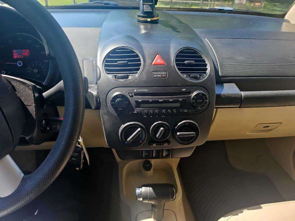used 2007 Volkswagen New Beetle car, priced at $9,799