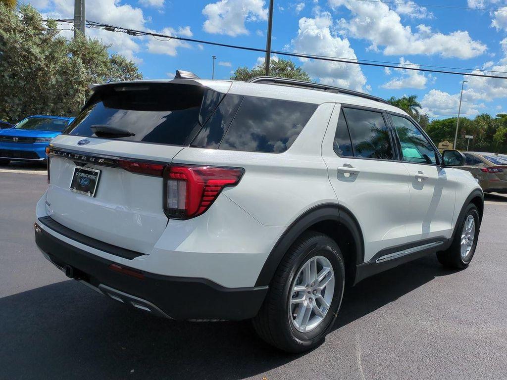 new 2025 Ford Explorer car, priced at $42,770