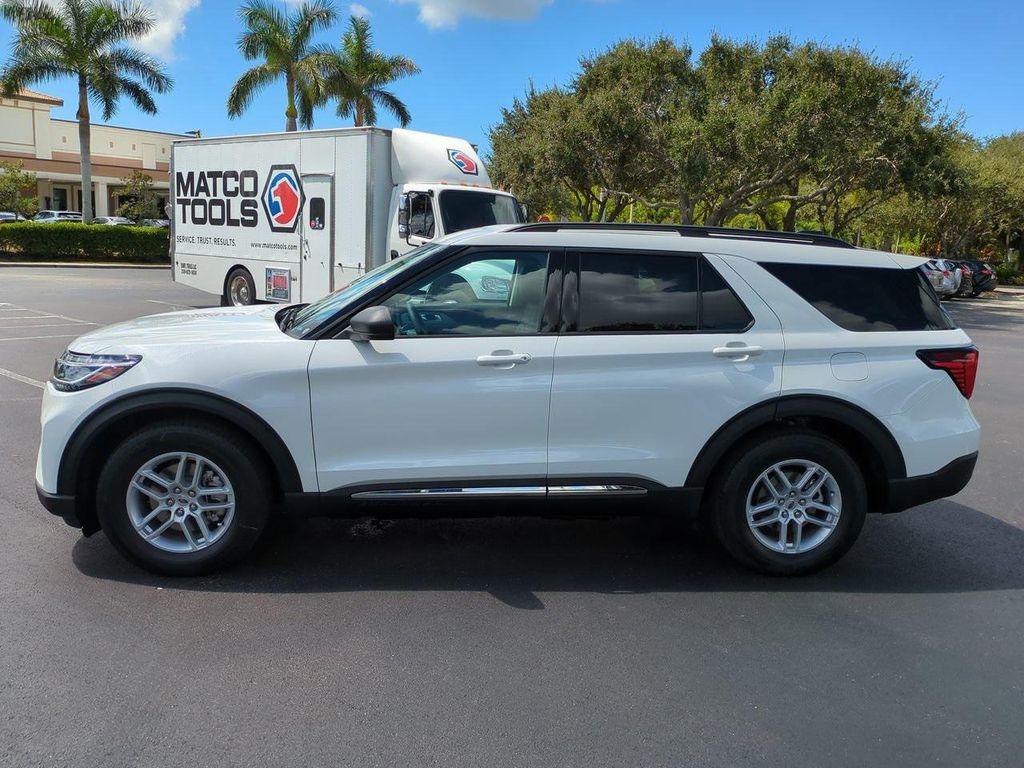 new 2025 Ford Explorer car, priced at $42,770