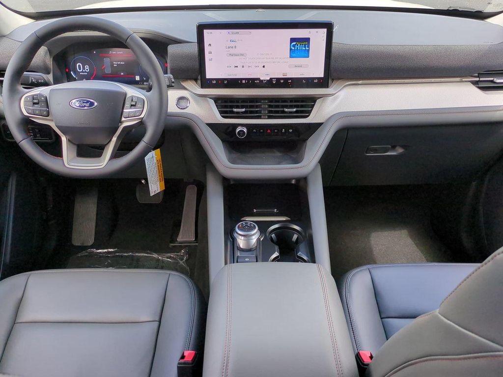 new 2025 Ford Explorer car, priced at $42,770