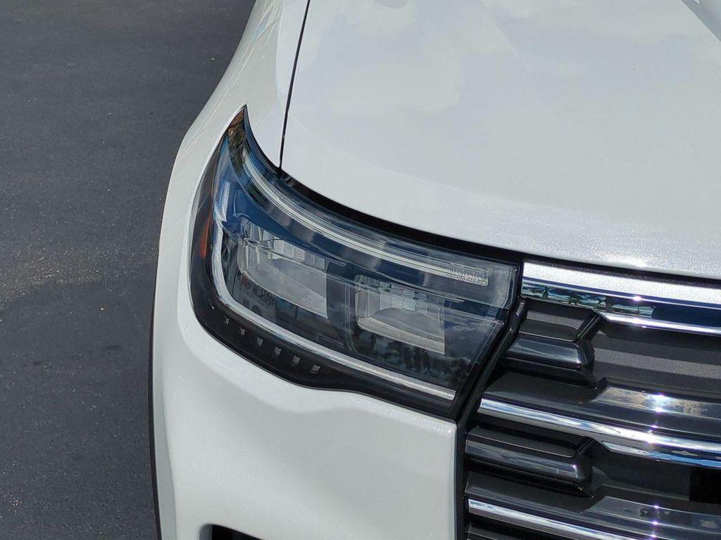 new 2025 Ford Explorer car, priced at $42,770