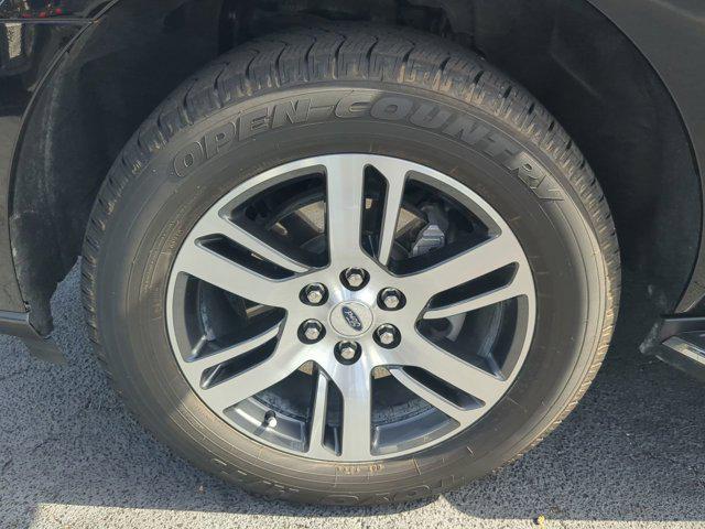 used 2023 Ford Expedition car, priced at $48,475