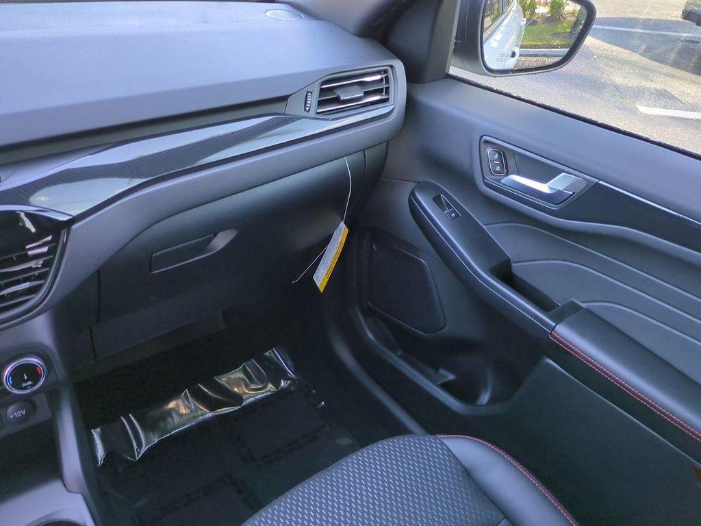 new 2026 Ford Escape car, priced at $31,626