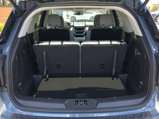 new 2025 Ford Explorer car, priced at $45,685