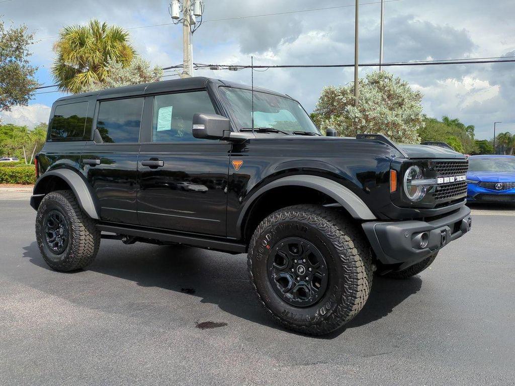 new 2025 Ford Bronco car, priced at $66,267