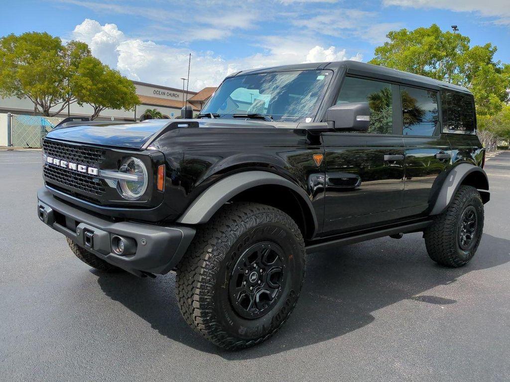 new 2025 Ford Bronco car, priced at $66,267