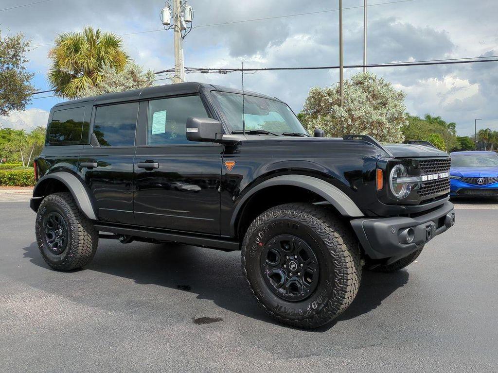 new 2025 Ford Bronco car, priced at $66,267
