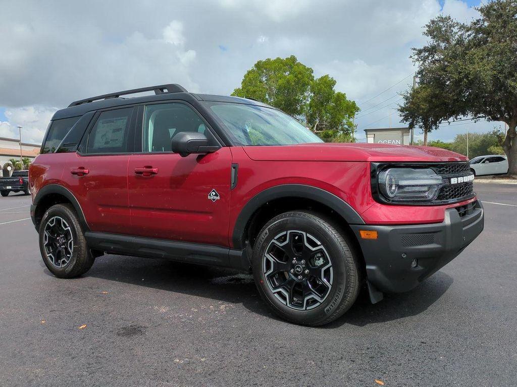 new 2025 Ford Bronco Sport car, priced at $39,095
