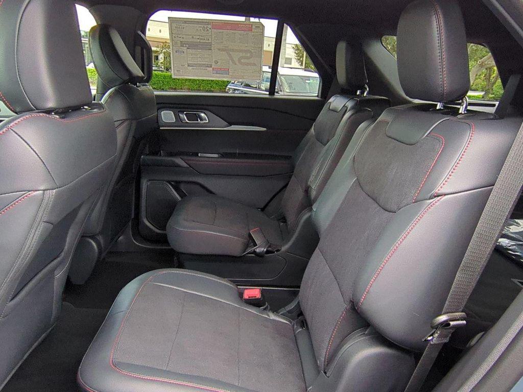 new 2025 Ford Explorer car, priced at $58,552