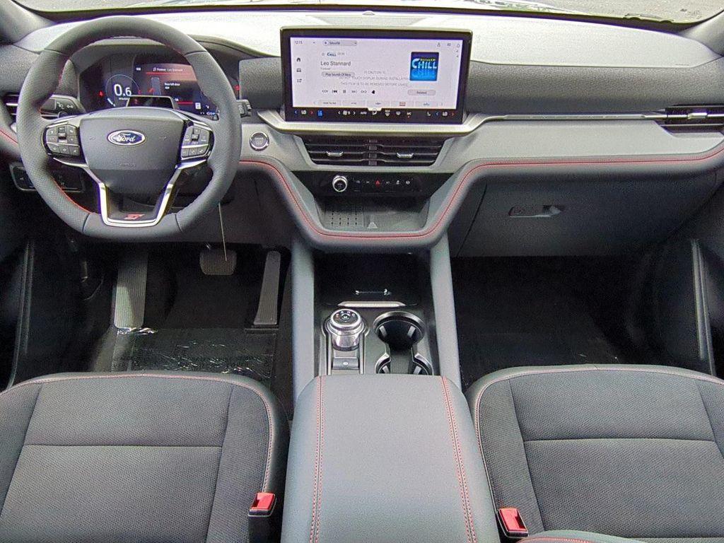 new 2025 Ford Explorer car, priced at $58,552