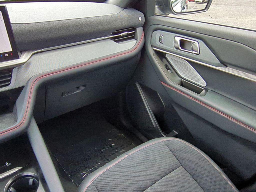 new 2025 Ford Explorer car, priced at $58,552