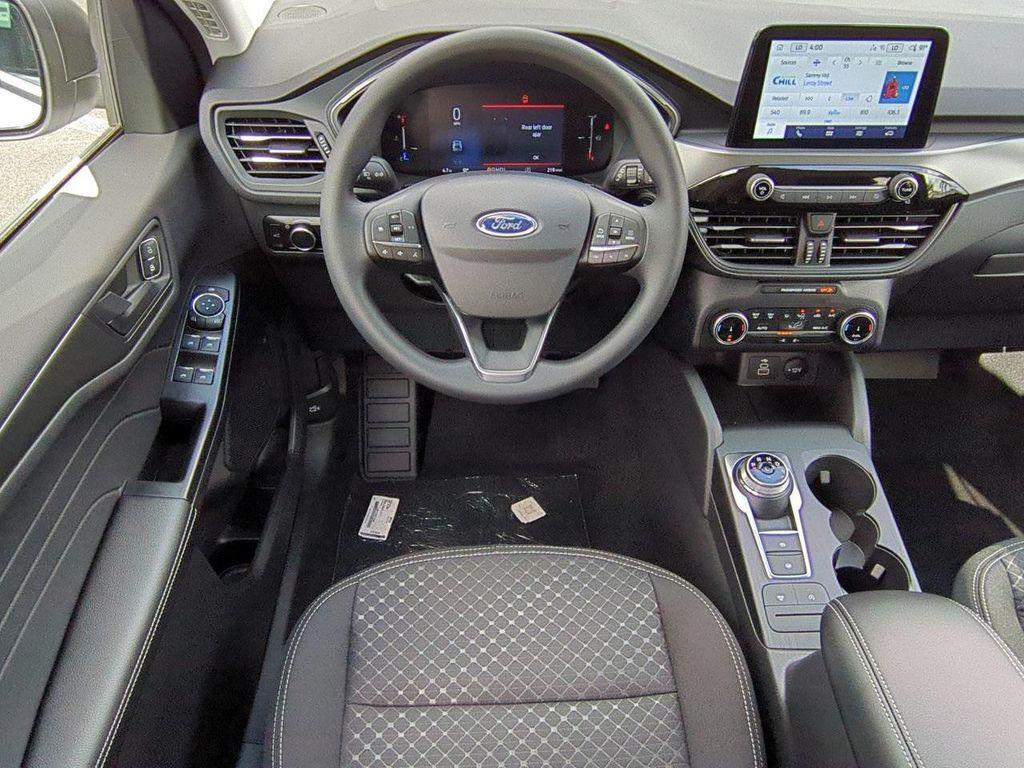 new 2026 Ford Escape car, priced at $31,385