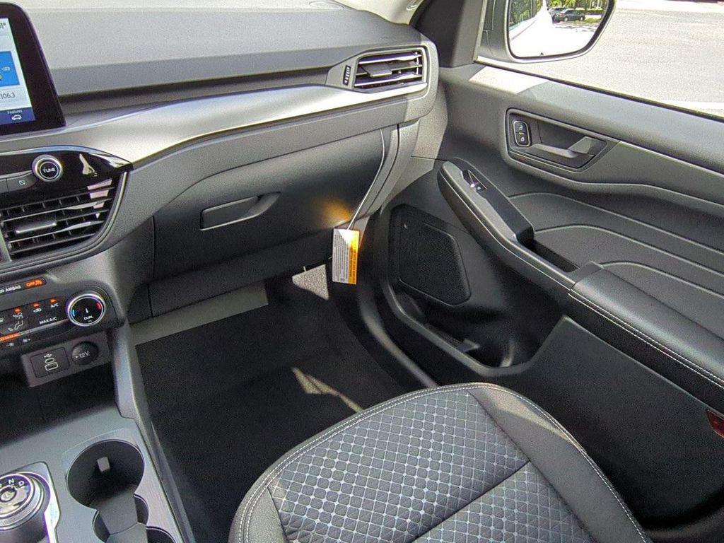 new 2026 Ford Escape car, priced at $31,385