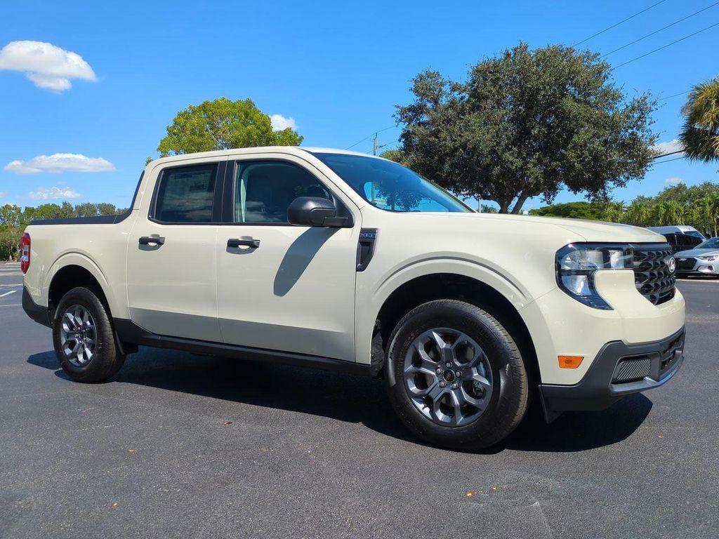 new 2025 Ford Maverick car, priced at $30,913