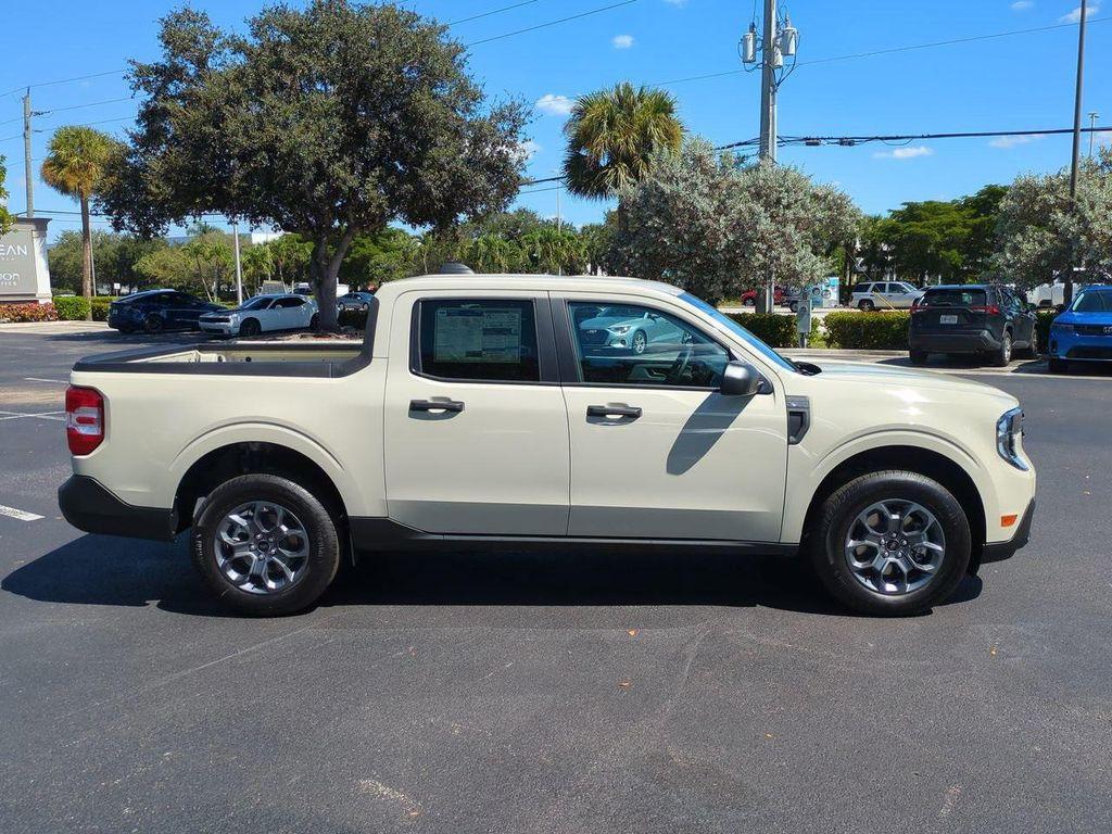 new 2025 Ford Maverick car, priced at $30,913