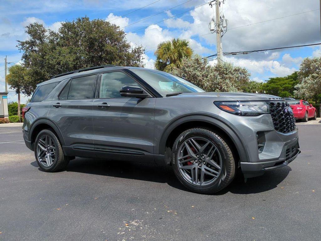 new 2025 Ford Explorer car, priced at $58,237