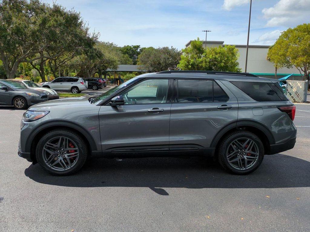 new 2025 Ford Explorer car, priced at $58,237