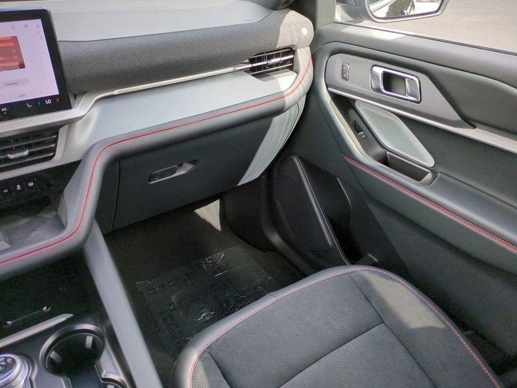 new 2025 Ford Explorer car, priced at $58,087