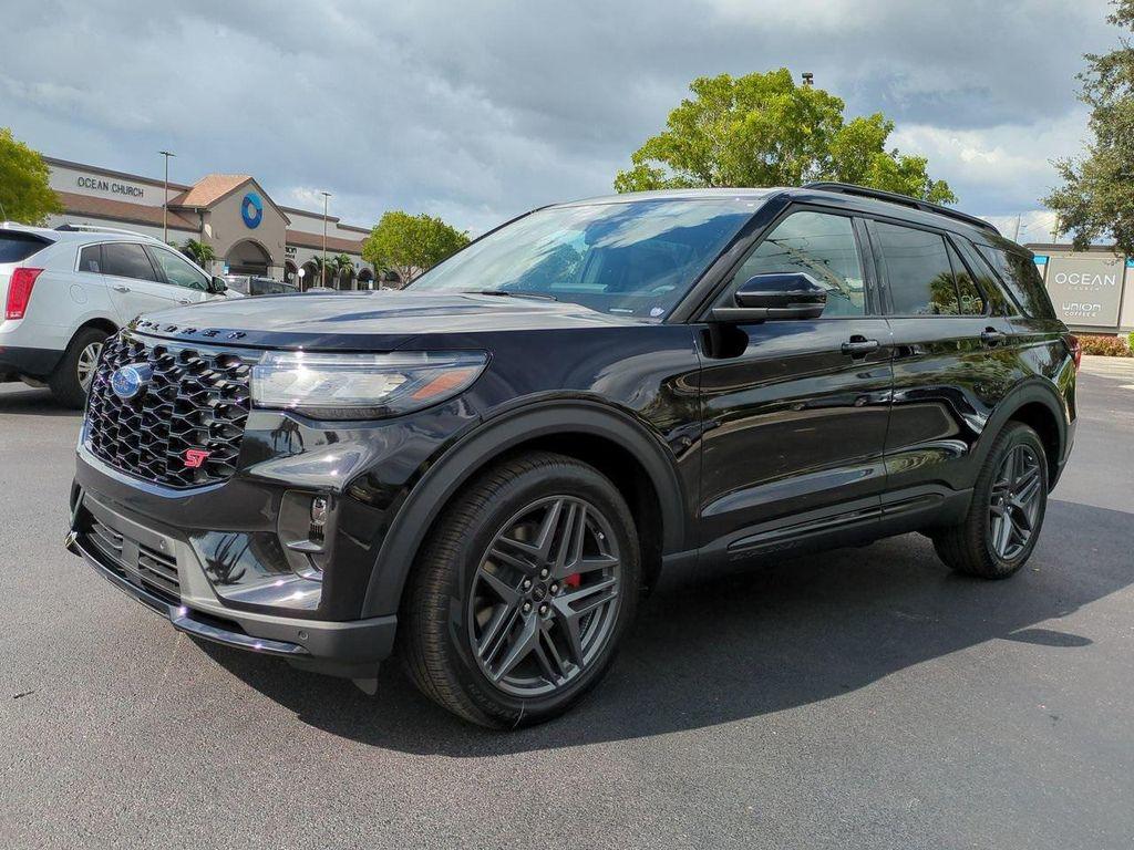 new 2025 Ford Explorer car, priced at $58,087