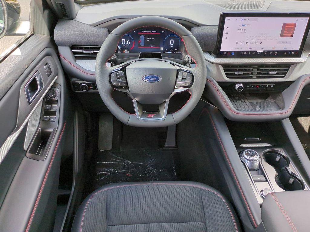 new 2025 Ford Explorer car, priced at $58,087