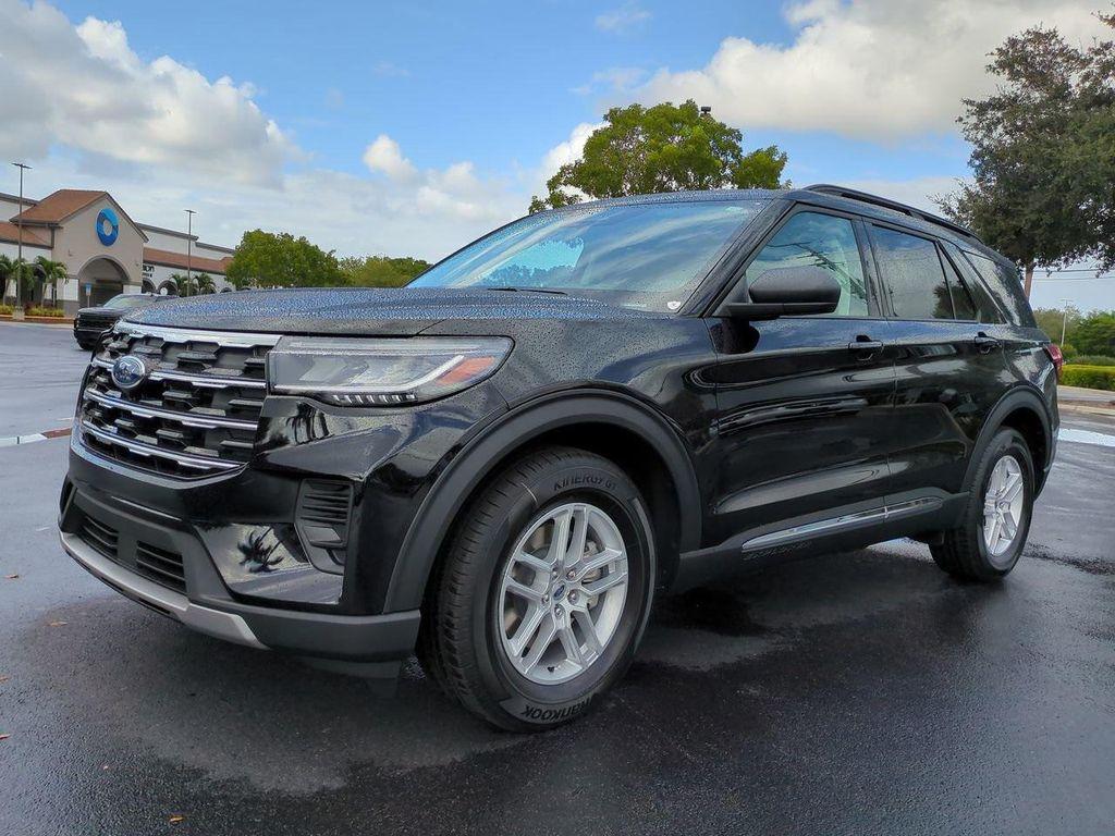 new 2025 Ford Explorer car, priced at $38,715