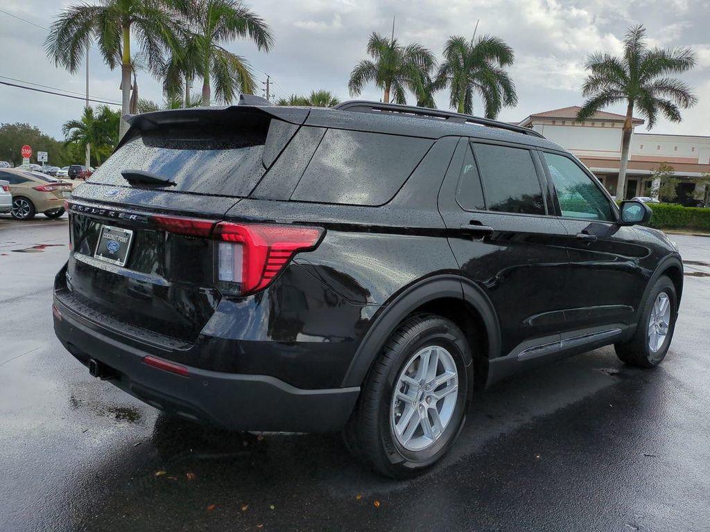 new 2025 Ford Explorer car, priced at $38,715