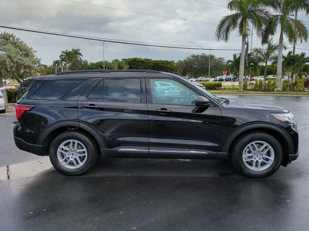 new 2025 Ford Explorer car, priced at $38,715