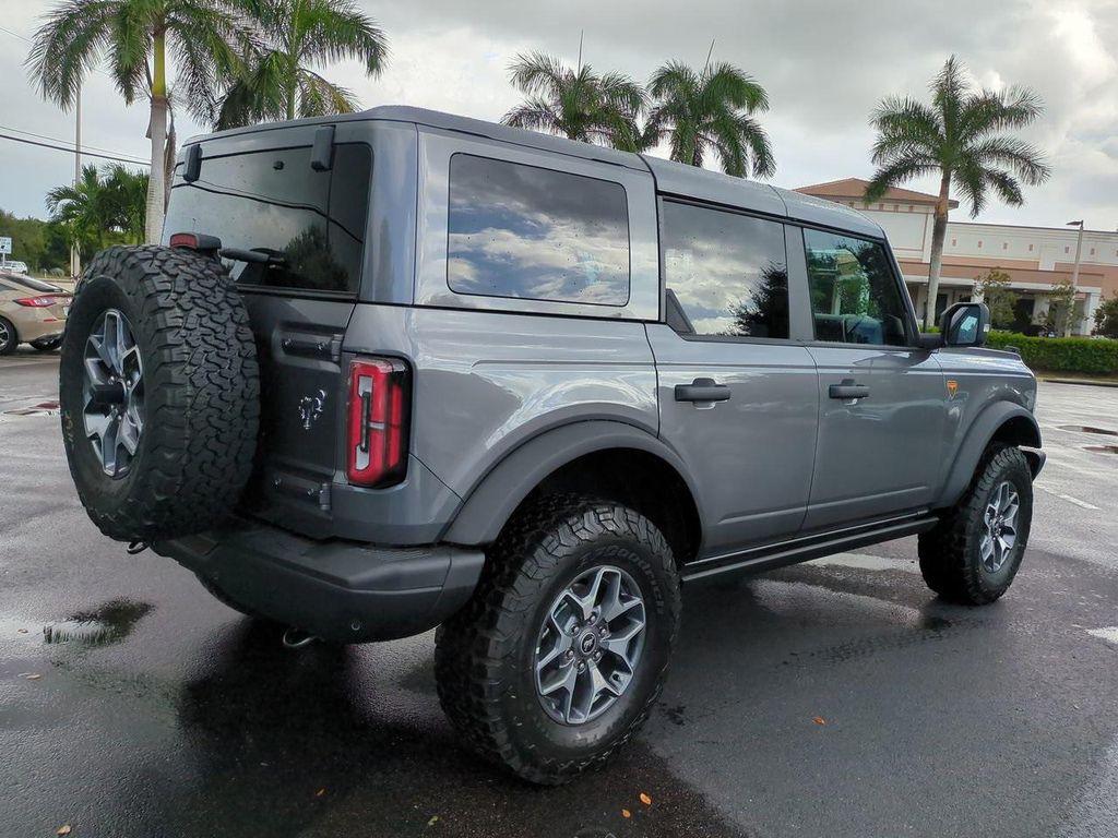 new 2025 Ford Bronco car, priced at $58,391