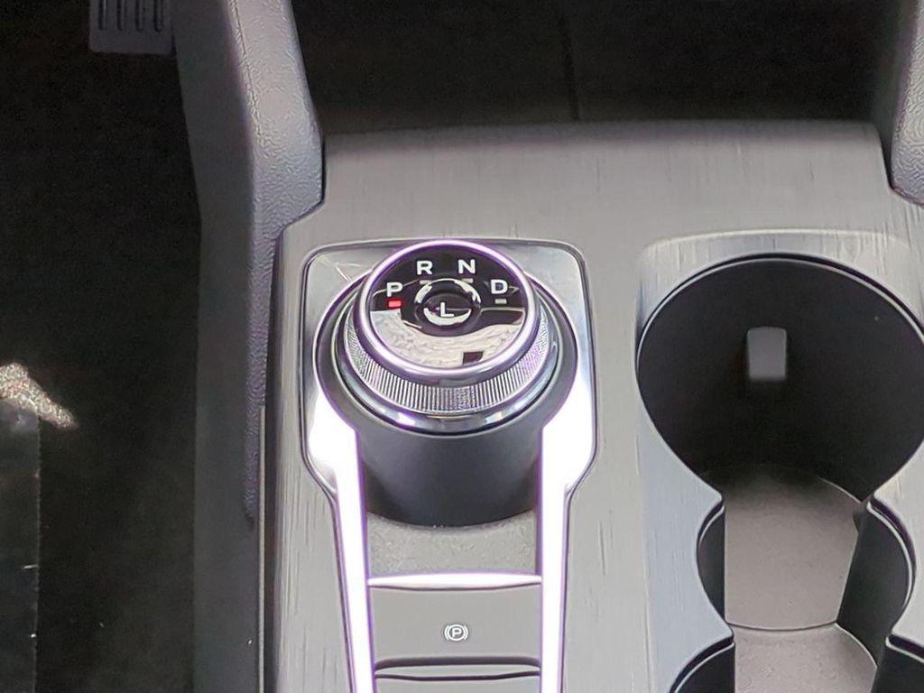 new 2025 Ford Escape car, priced at $28,250