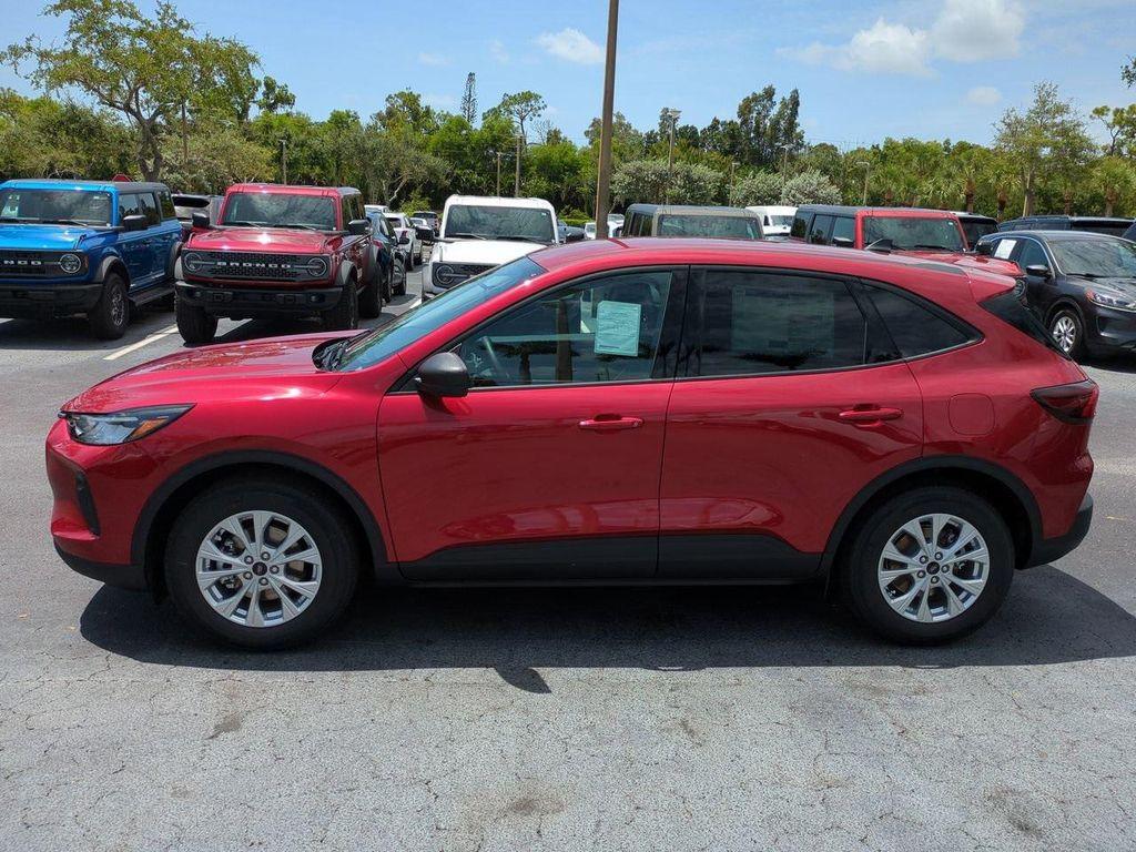 new 2025 Ford Escape car, priced at $28,250
