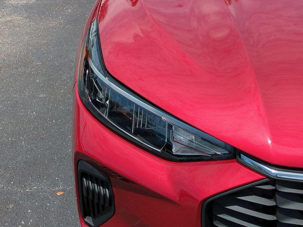 new 2025 Ford Escape car, priced at $28,250