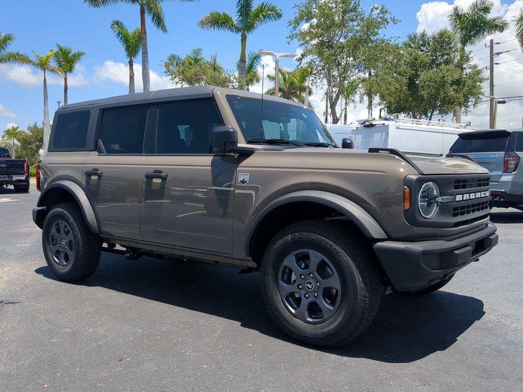 new 2025 Ford Bronco car, priced at $46,292