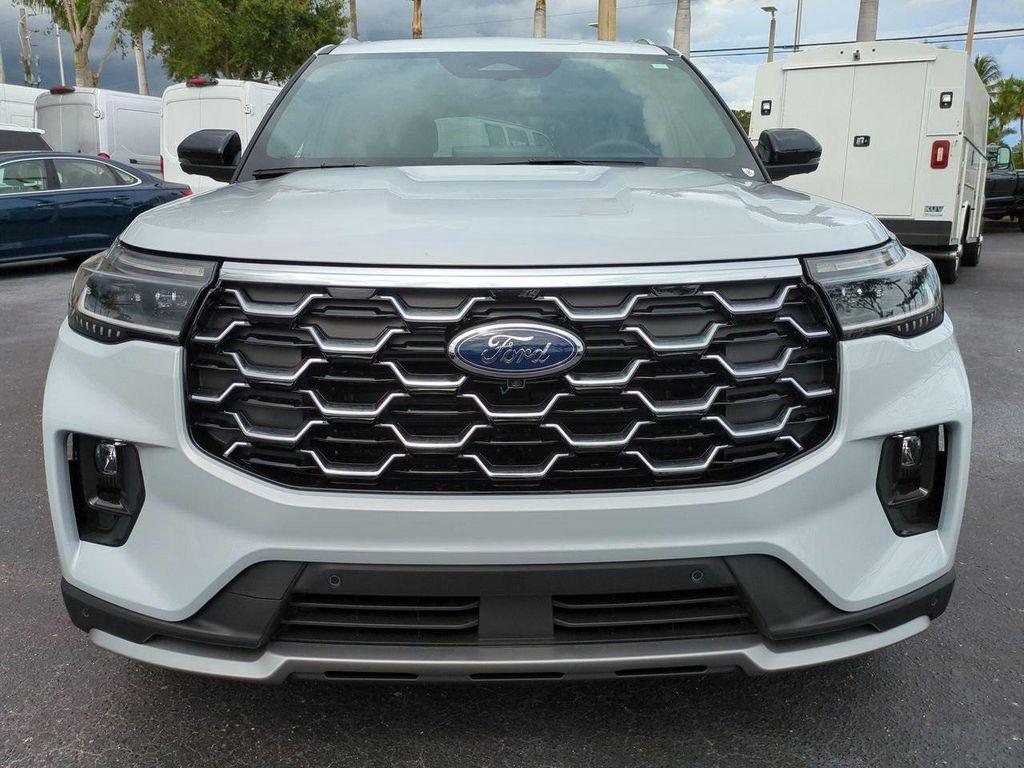 new 2025 Ford Explorer car, priced at $52,720