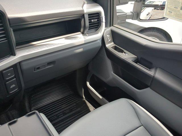 new 2025 Ford F-250 car, priced at $54,715