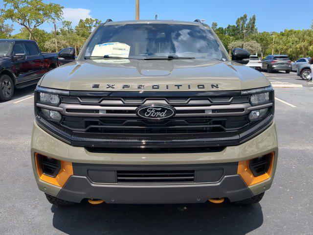 new 2025 Ford Expedition car, priced at $83,025
